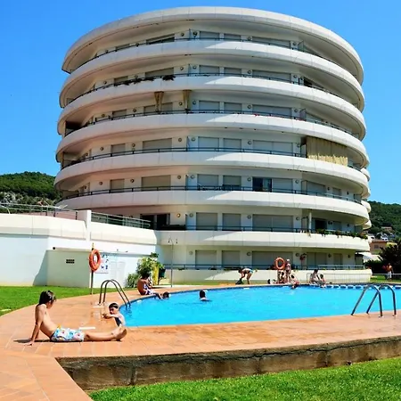 Medes Park I 2-7 *